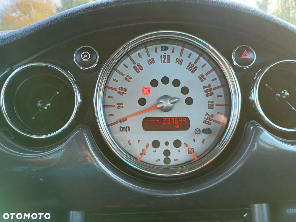 MINI Cooper Standard - 9