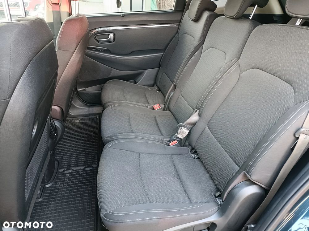 Kia Carens 2.0 GDI L - 25