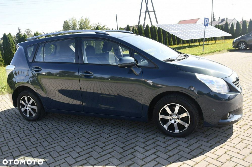 Toyota Verso - 3