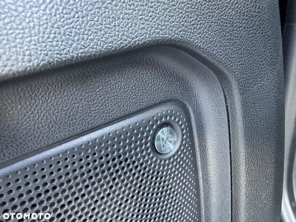 Ford Kuga 1.5 EcoBoost TITANIUM X - 14