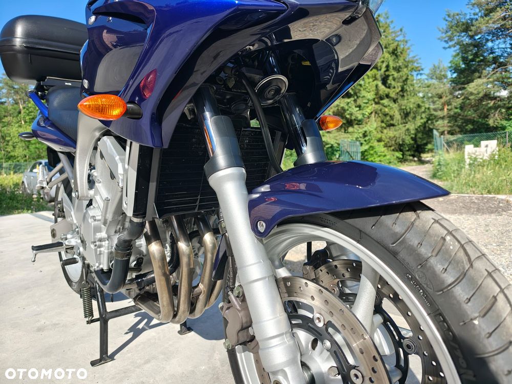 Yamaha FZ6 - 24