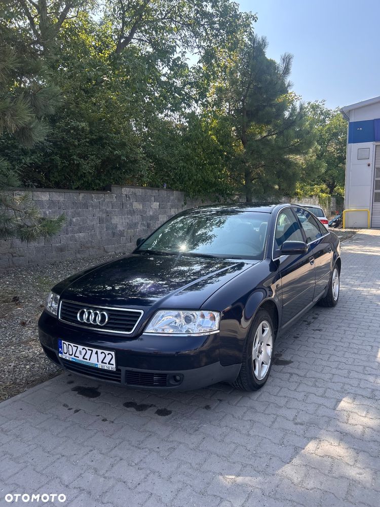 Audi A6 Limousine 2.4 - 2