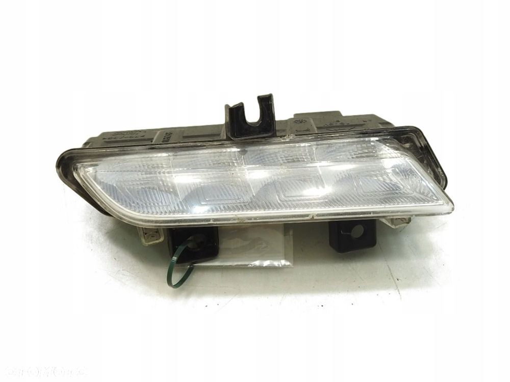 LAMPA LED DRL PRAWY PRZÓD RENAULT CLIO IV 266003864R - 1