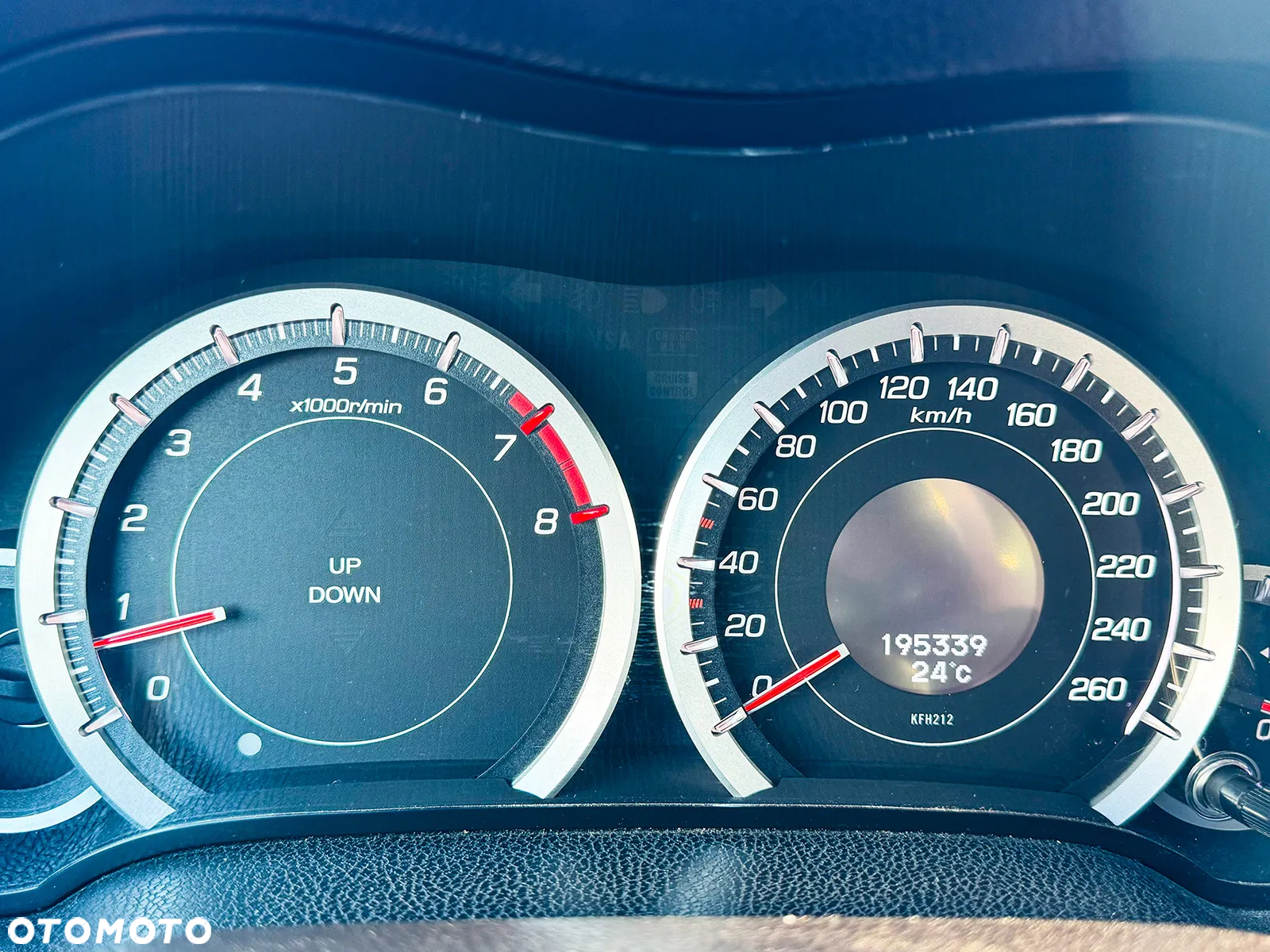 Honda Accord 2.0 Executive - 8