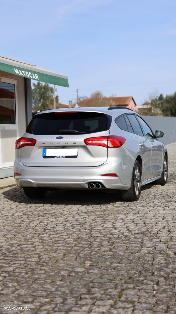 Ford Focus SW 1.5 TDCi EcoBlue ST-Line - 10