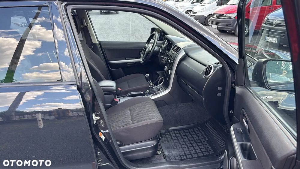 Suzuki Grand Vitara 1.9 DDiS Comfort EU5 - 17