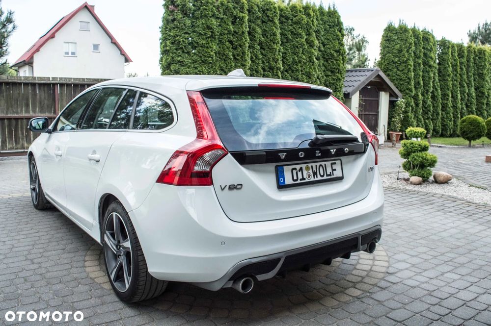 Volvo V60 D4 Geartronic RDesign - 7