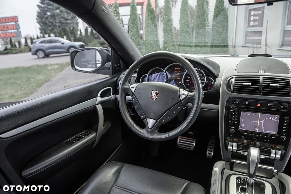Porsche Cayenne S Tiptronic - 25