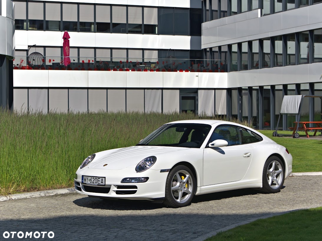 Porsche 911 - 25