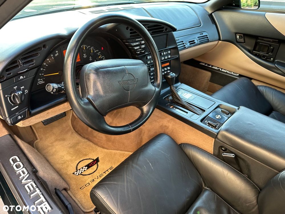 Chevrolet Corvette 5.7 - 11