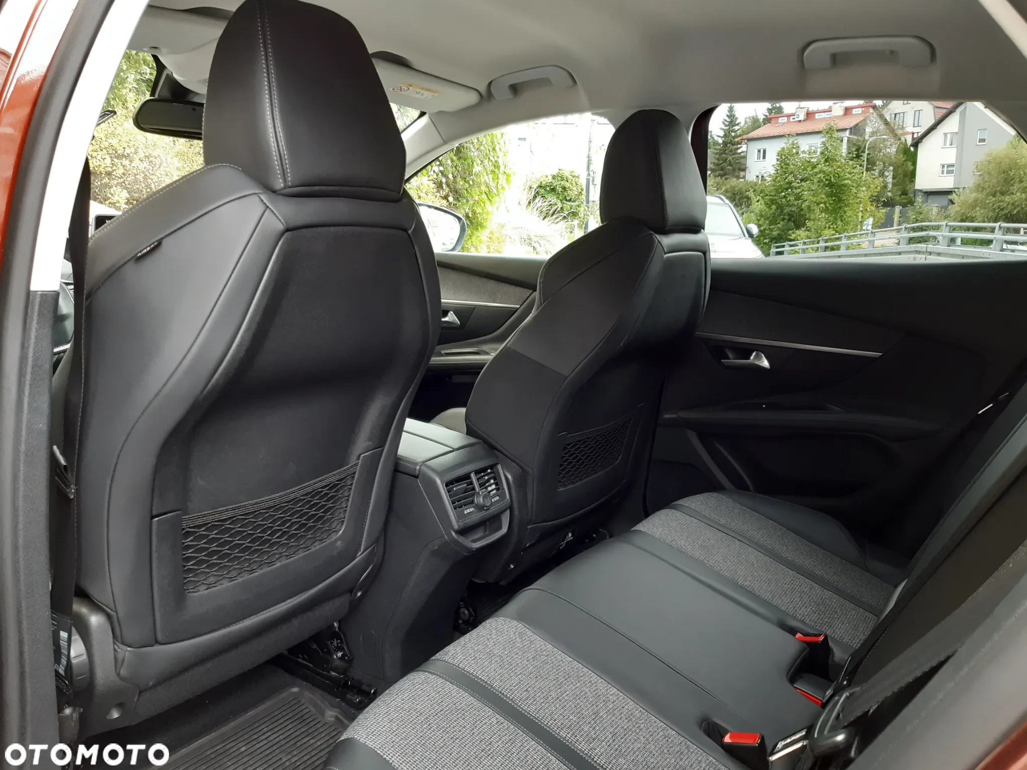 Peugeot 3008 1.2 PureTech Allure - 14