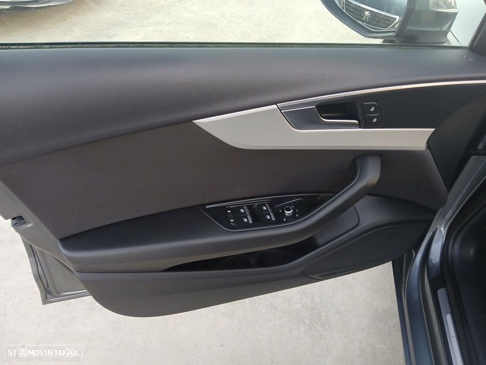 Audi A4 Avant 2.0 TDI S tronic - 14