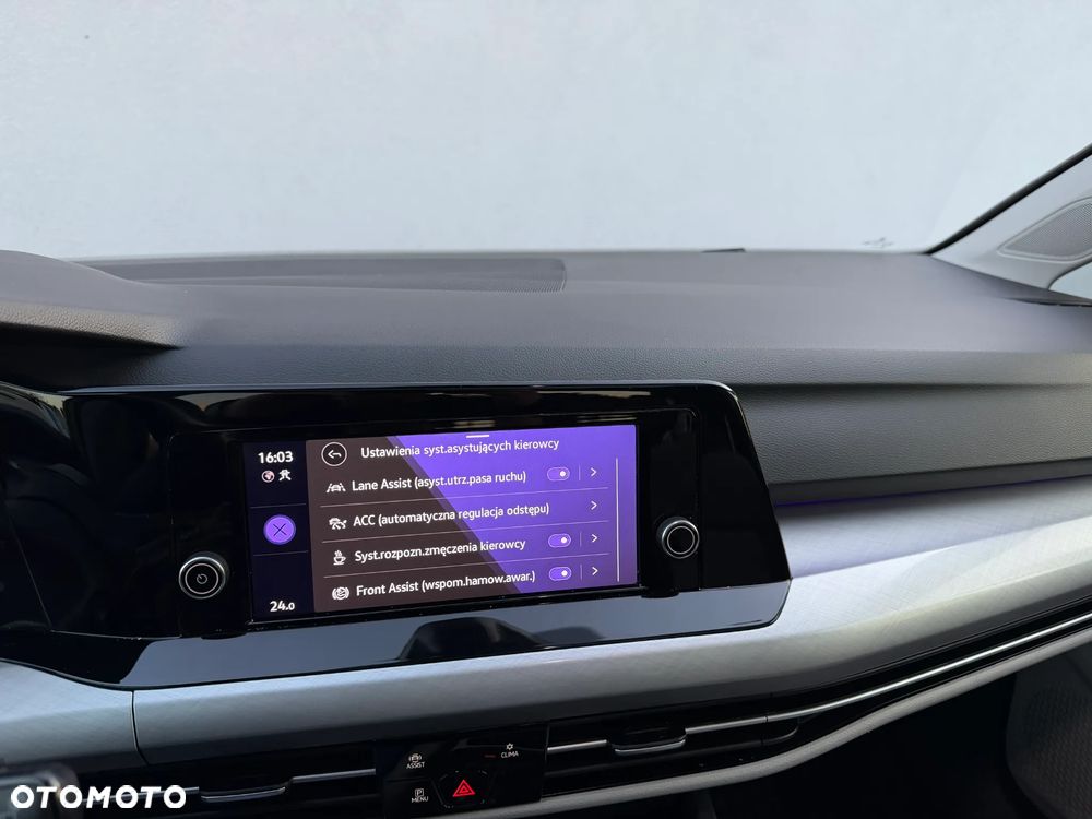 Volkswagen Golf Variant - 16