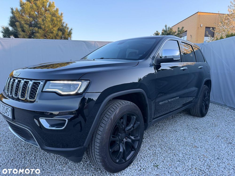 Jeep Grand Cherokee - 12
