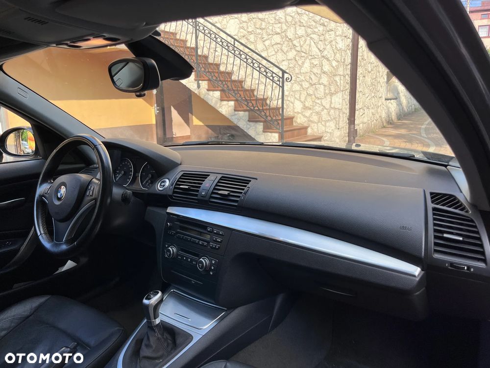BMW Seria 1 118d - 19