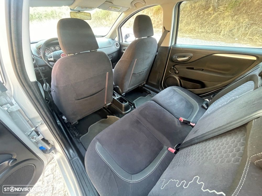 Fiat Punto 1.3 M-Jet Easy S&S - 38