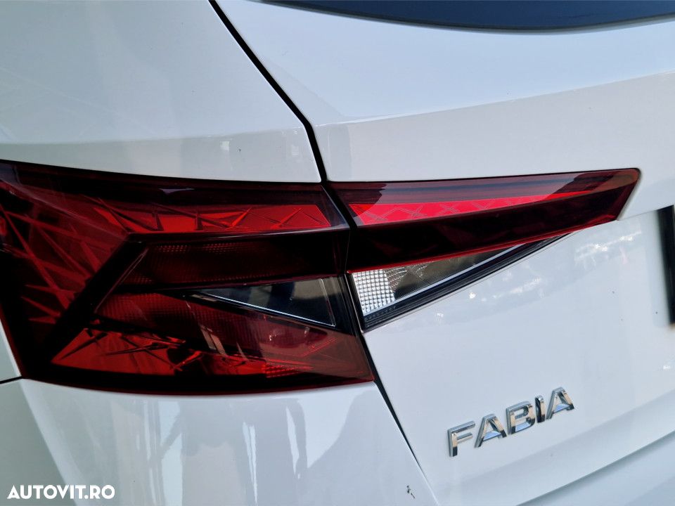 Skoda Fabia 1.0 TSI Ambition - 11