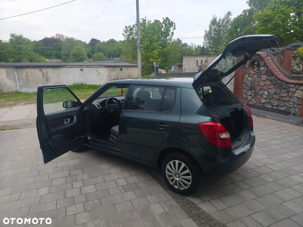 Skoda Fabia - 10