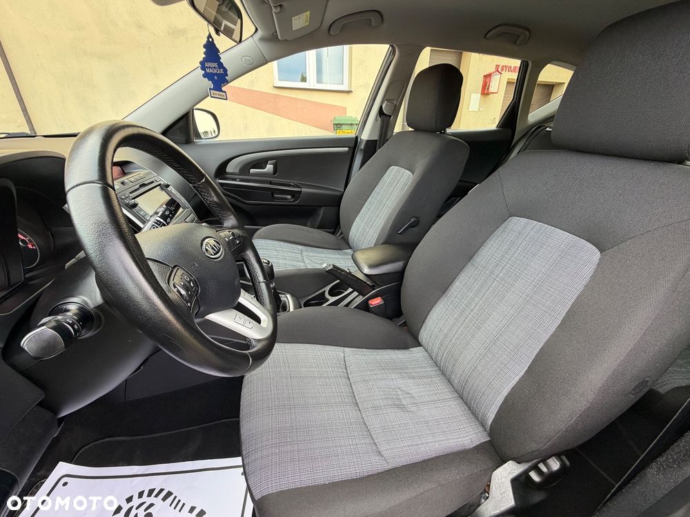 Kia Ceed 1.6 CRDi 90 Vision - 18