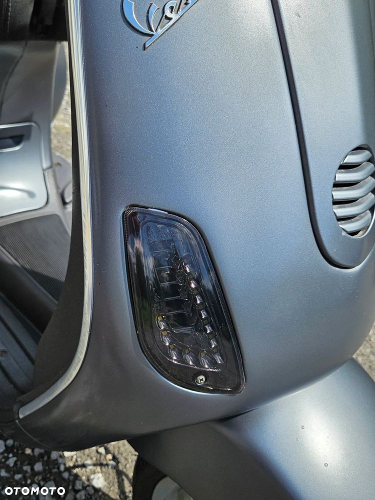 Vespa LX - 9