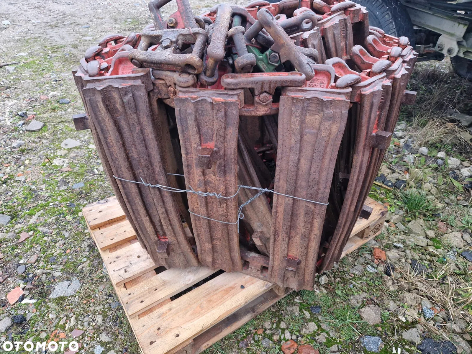 Gąsienice Clark TRS L2 600 22,5 - 2