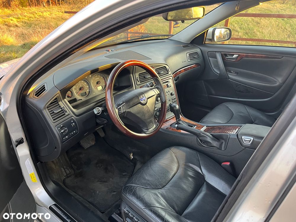 Volvo S60 2.5T AWD Edition - 10