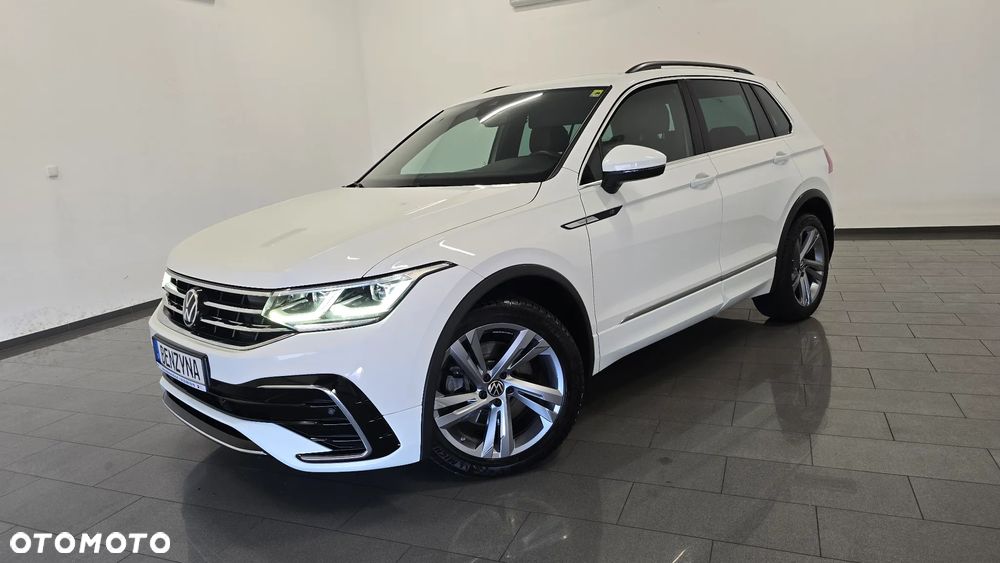 Volkswagen Tiguan - 1