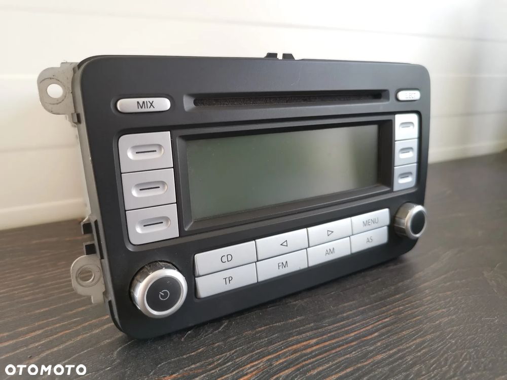 Radio do Volkswagen Golf 5 5MO 035 186 B - 2
