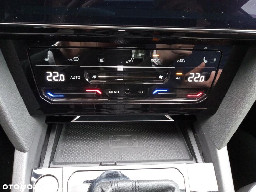 Volkswagen Arteon 2.0 TDI 4Motion Elegance DSG - 19