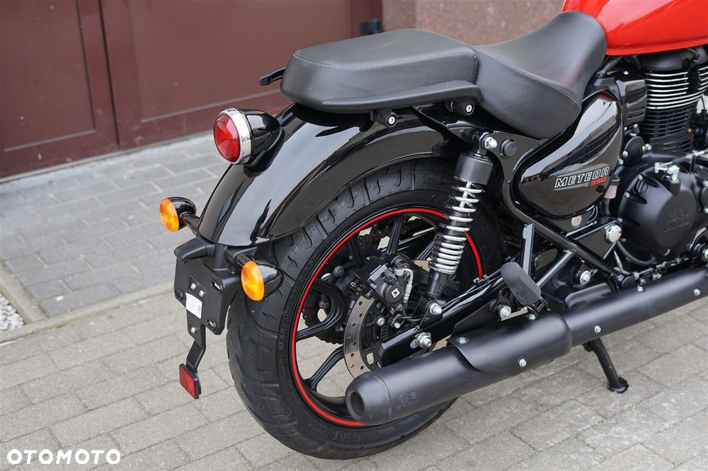 Royal Enfield Meteor - 7