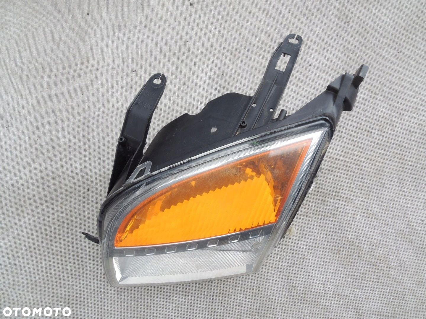 REFLEKTOR LEWY Hella EU - FORD FUSION mk I LIFT 05-12r - 2