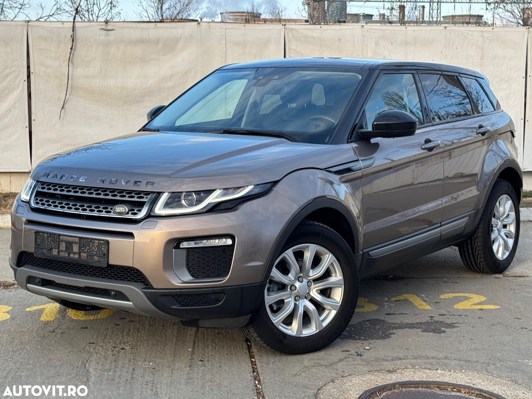 Land Rover Range Rover Evoque 2.0 D150 HSE - 3