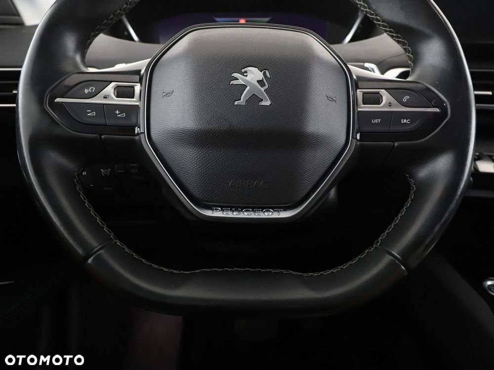 Peugeot 3008 1.6 PureTech Hybrid PHEV Allure Pack S&S EAT8 - 23