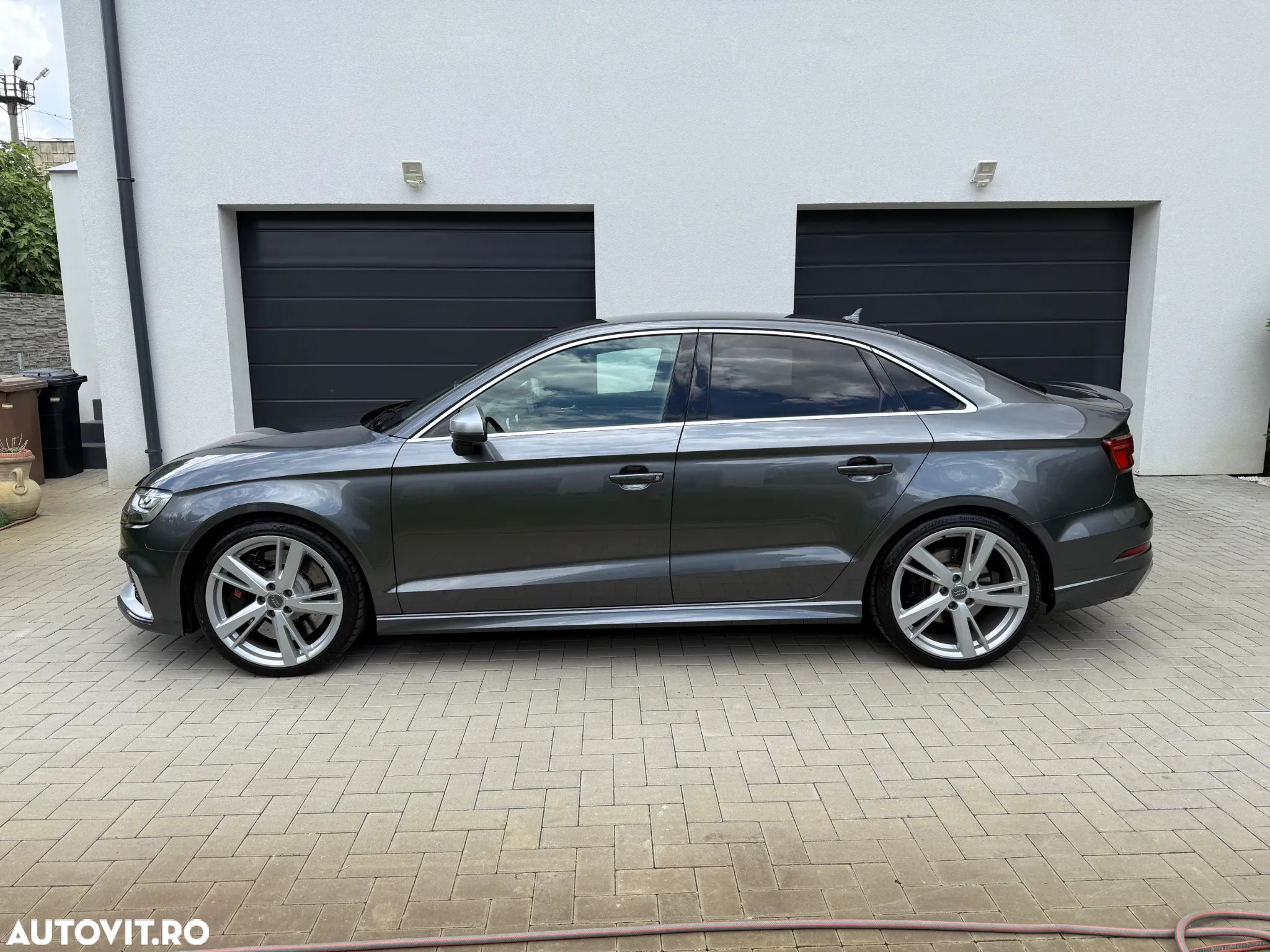 Audi RS3 TFSI Limousine quattro S tronic - 2