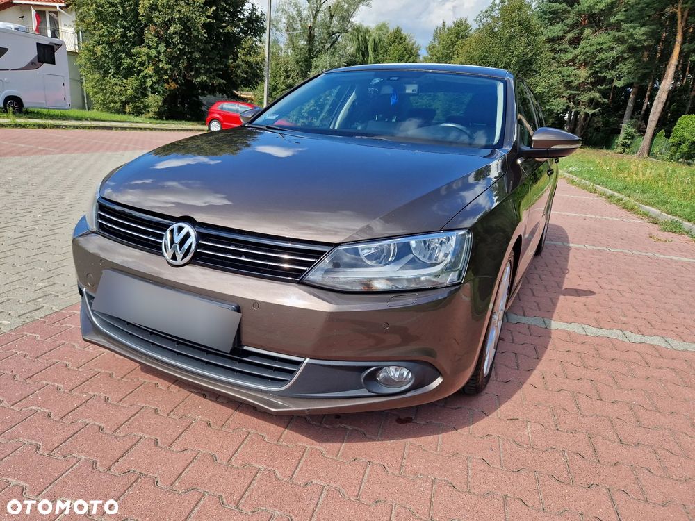 Volkswagen Jetta 1.4 TSI Highline DSG - 1