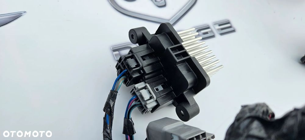 Chrysler Pacifica 2016- Wentylator nagrzewnicy tył Dmuchawa tylna AY272700-0284 Silniczki nagrzewnicy tylnej Moduł nagrzewnicy tył Sterownik klimatyzacji tył P68373079AB - 9