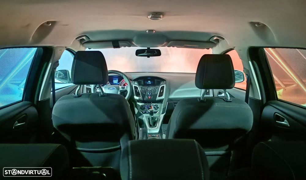 Ford Focus 1.0 EcoBoost Business - 21