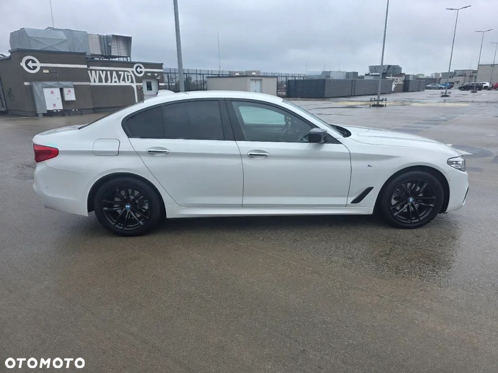 BMW Seria 5 520d xDrive - 6