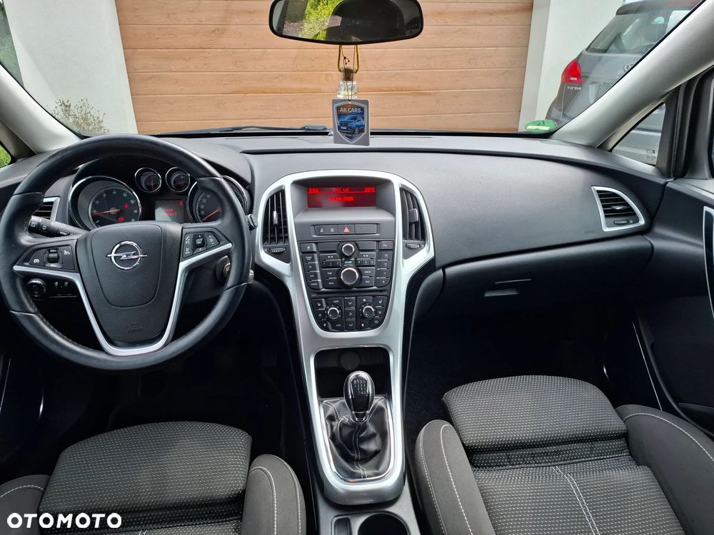 Opel Astra 1.4 Turbo Cosmo - 14