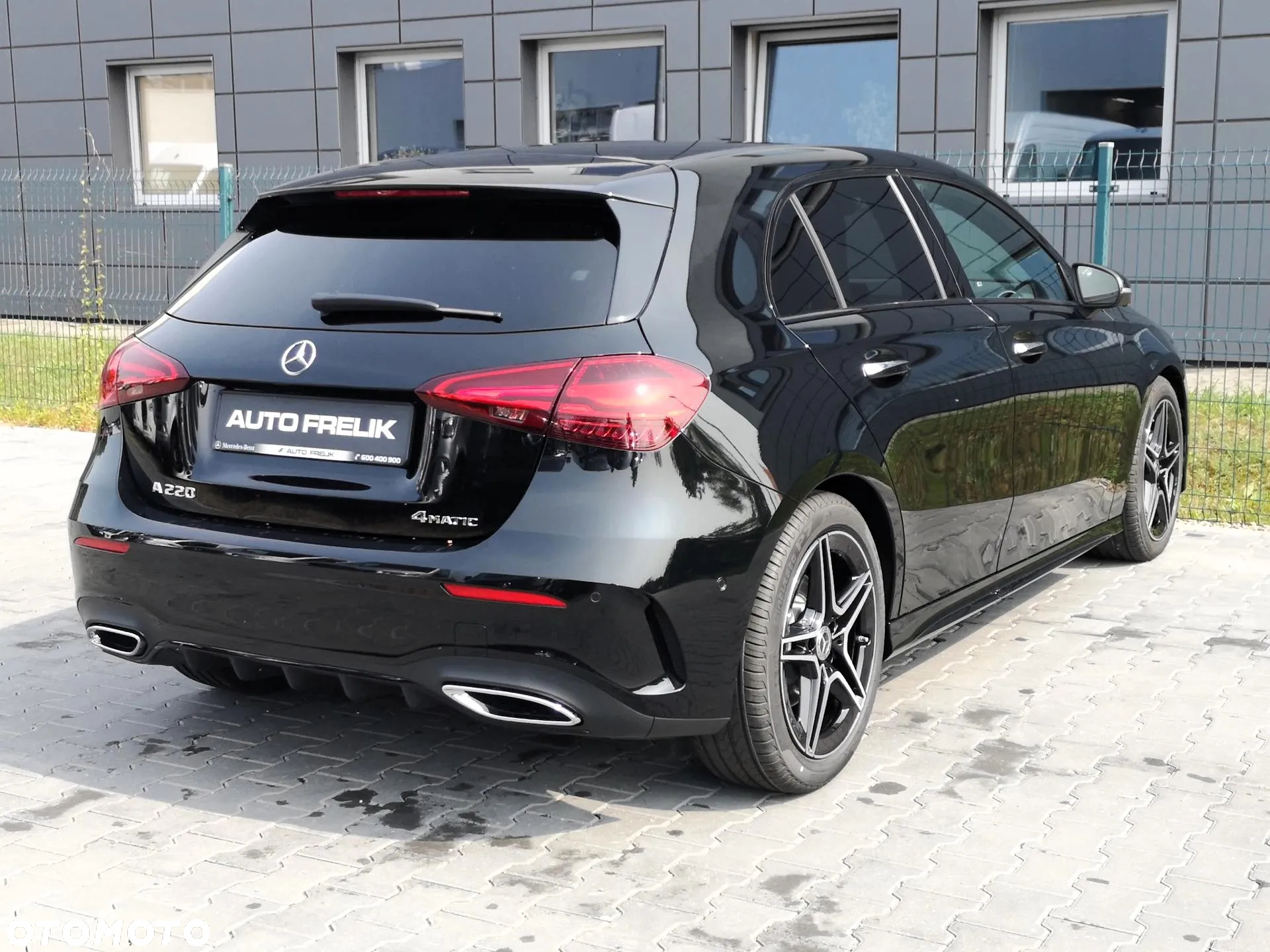 Mercedes-Benz Klasa A 220 4Matic 7G-DCT AMG Line - 12