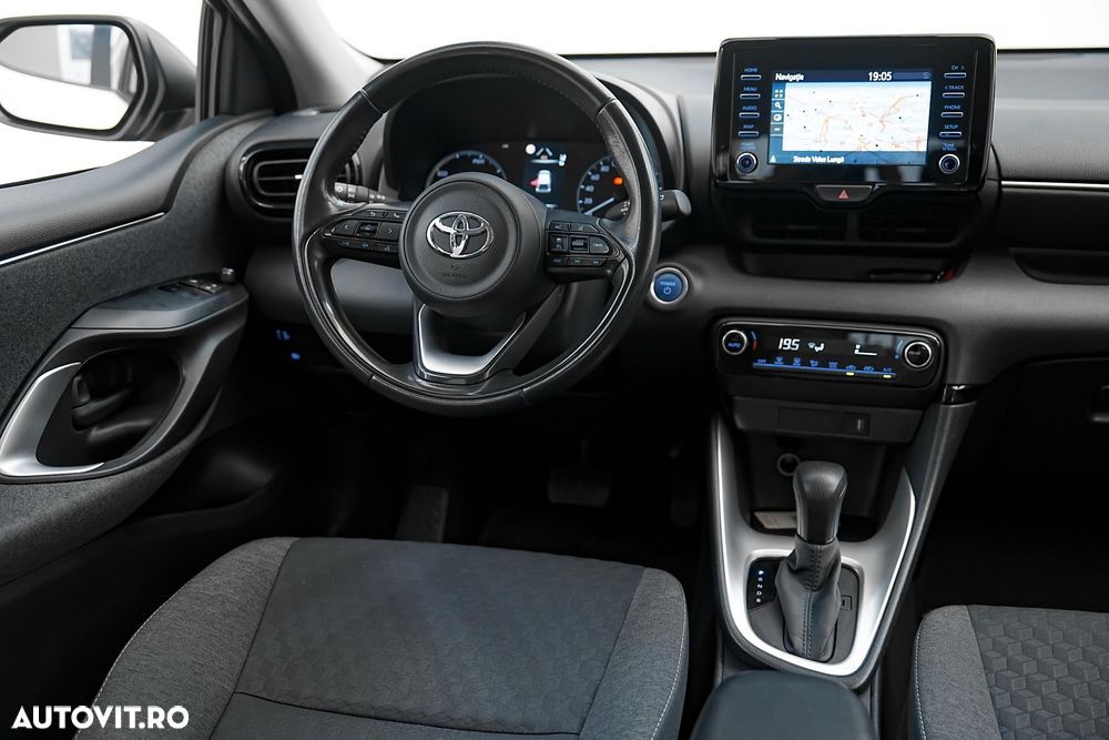 Toyota Yaris 1.5 L VVT-iE Multidrive S Active - 16