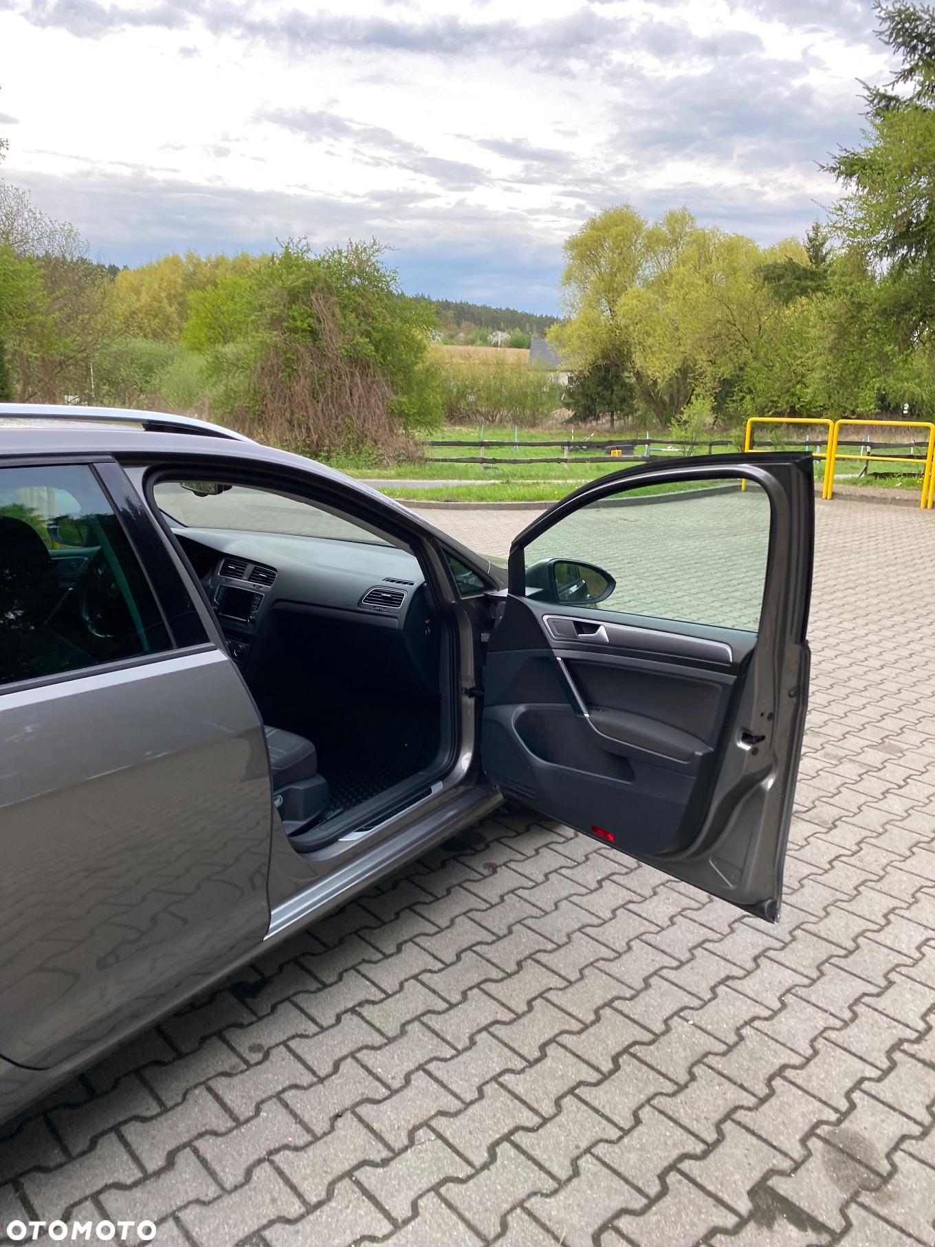 Volkswagen Golf 1.6 TDI BlueMotion Technology DSG Lounge - 38