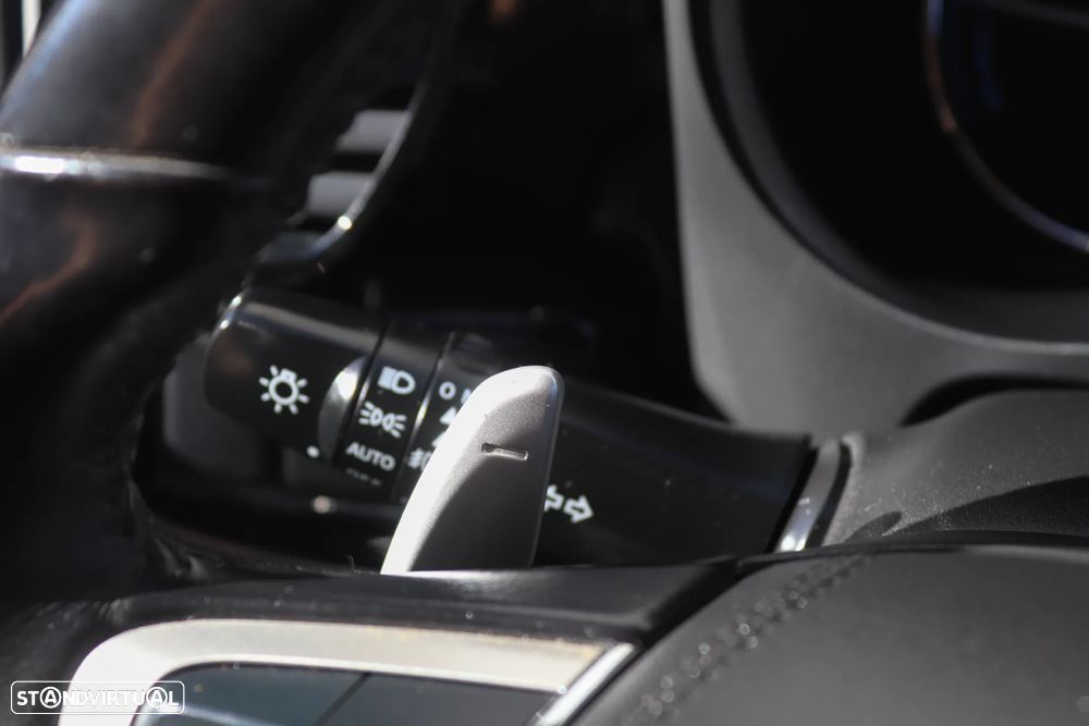 Mitsubishi Outlander - 12