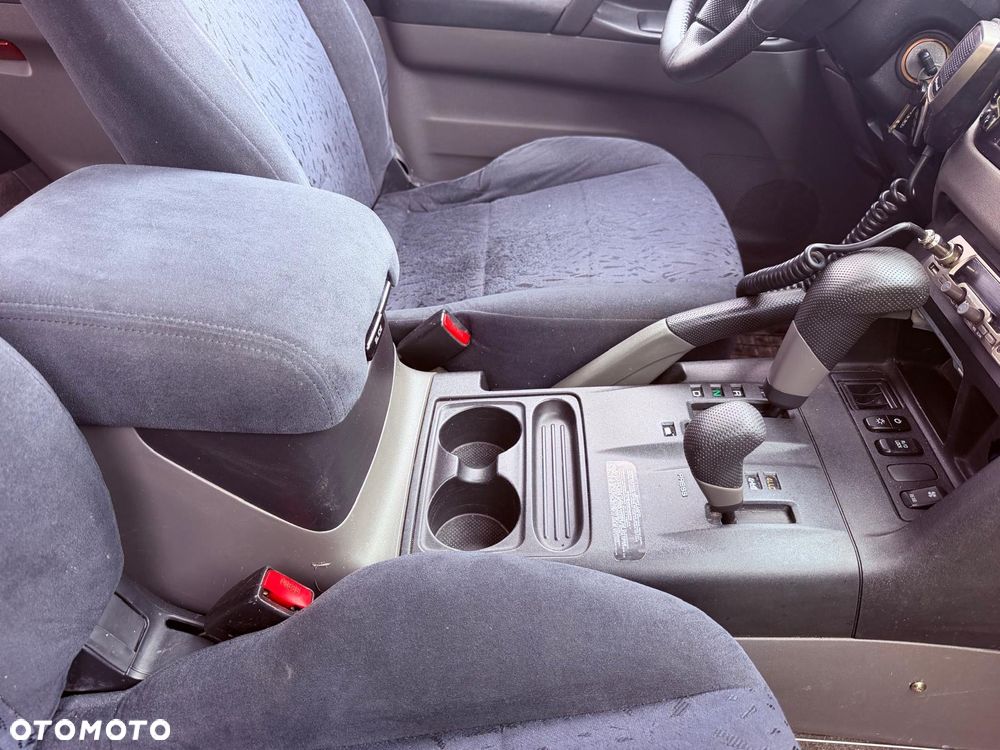 Mitsubishi Pajero 3.2 DID 7os - 8