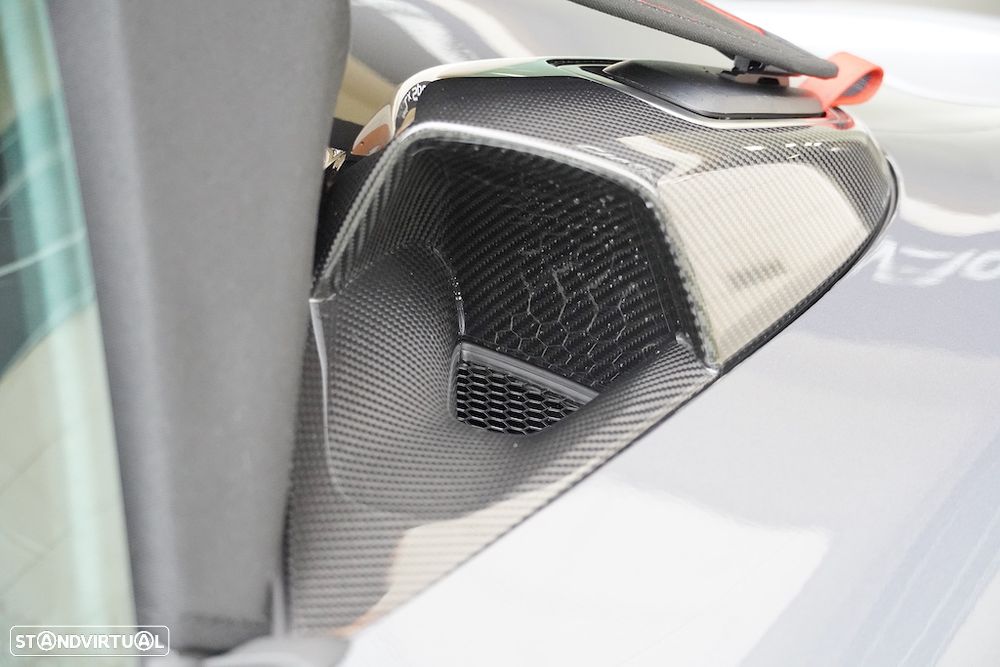 Porsche 718 Spyder RS - 11