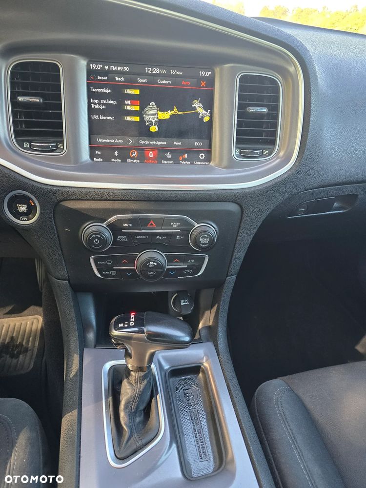 Dodge Charger - 14