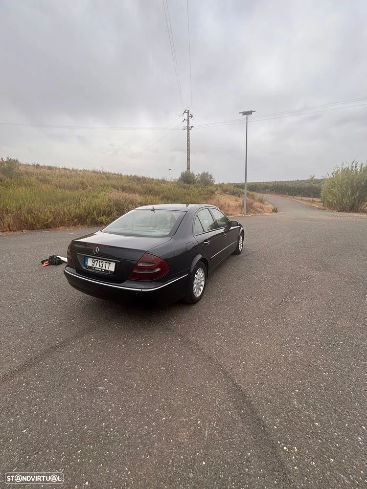 Mercedes-Benz E 270 - 3