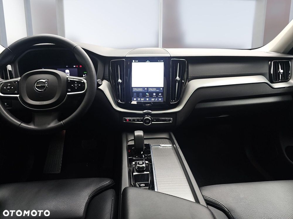 Volvo XC 60 T8 Plug-In Hybrid AWD Ultimate Dark - 9