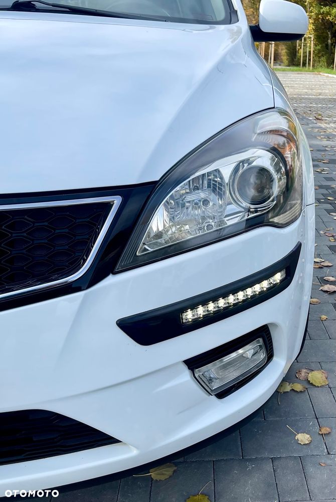 Kia Ceed 1.4 CVVT Attract - 34