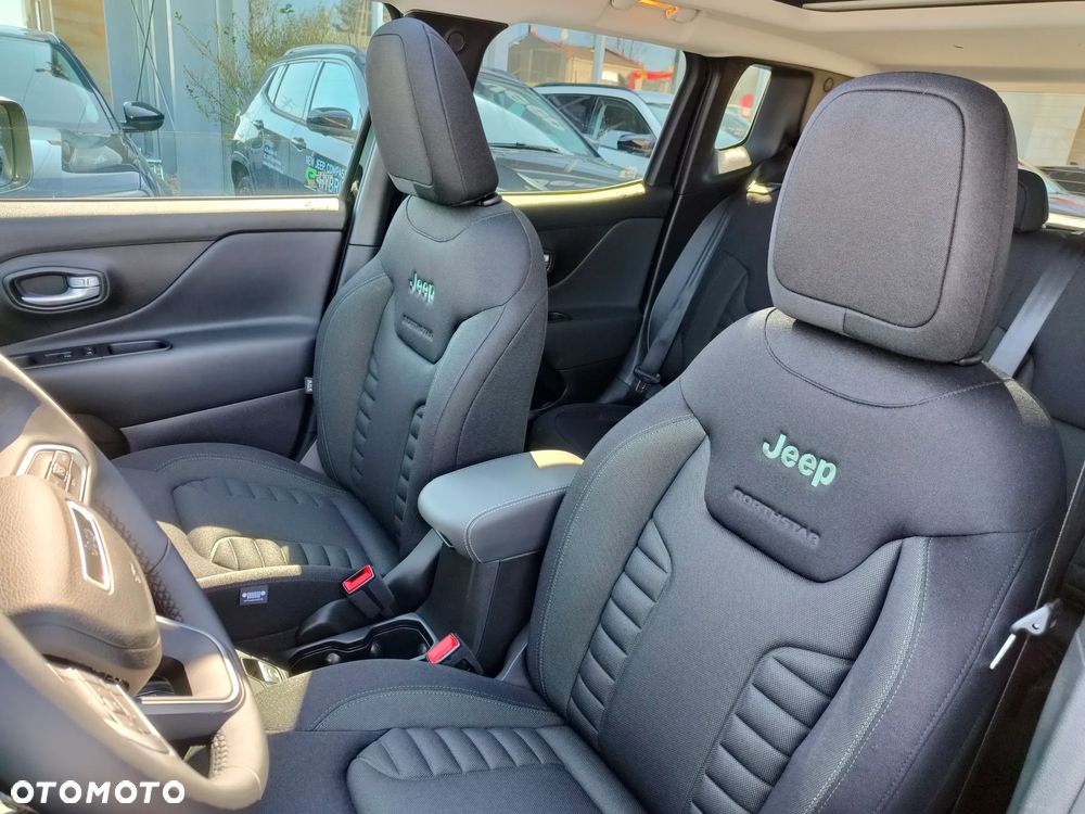 Jeep Renegade 1.5 T4 mHEV North Star FWD S&S DCT - 10